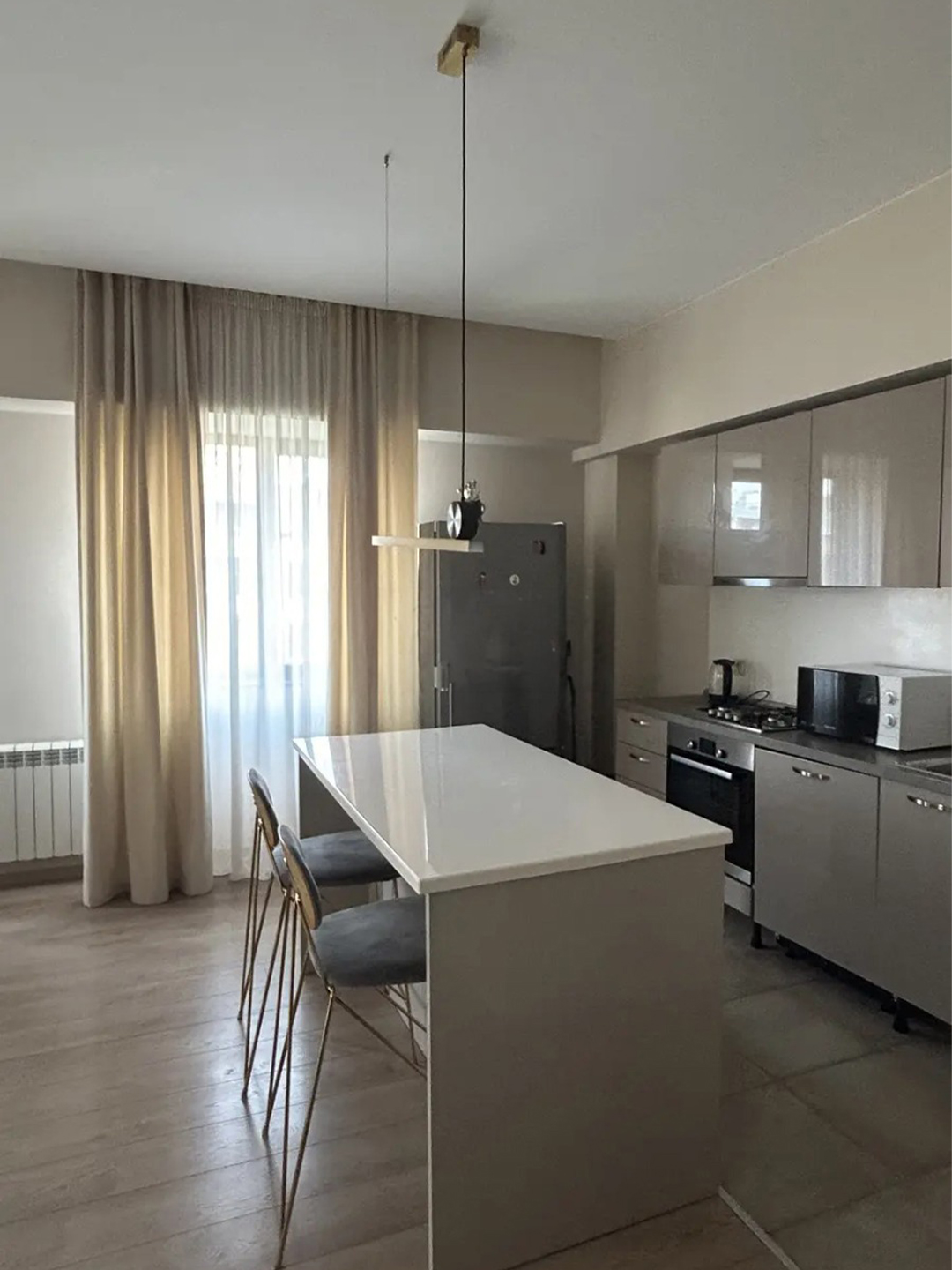 2 bedroom apartment for rent in M2 Kazbegi