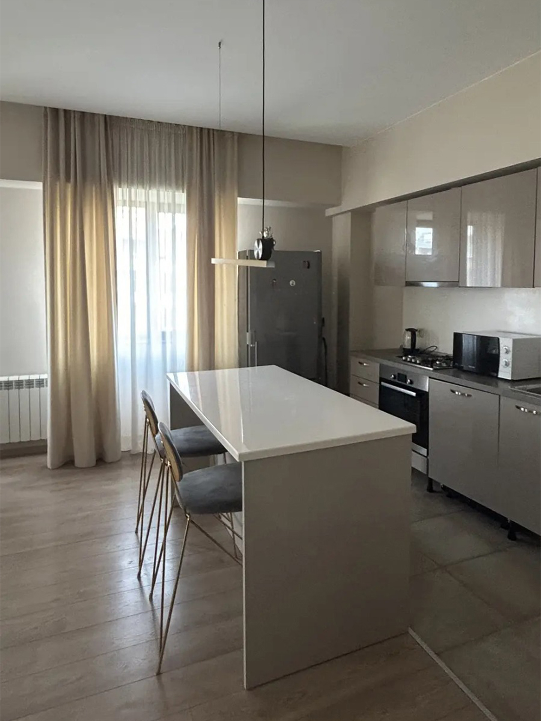 2 bedroom apartment for rent in M2 Kazbegi