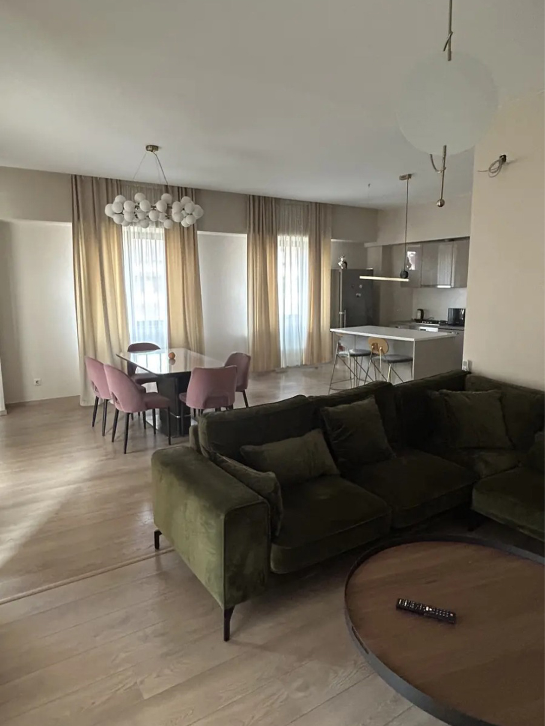 2 bedroom apartment for rent in M2 Kazbegi