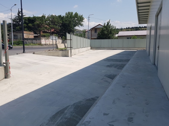 Commercial space for rent in Avchala