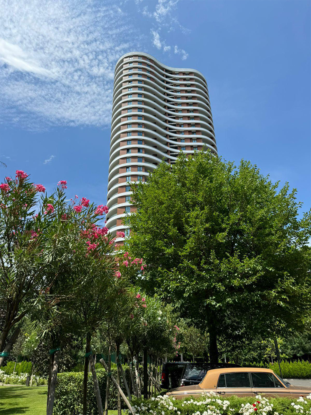 Green frame apartment for sale in Tbilisi Gardens