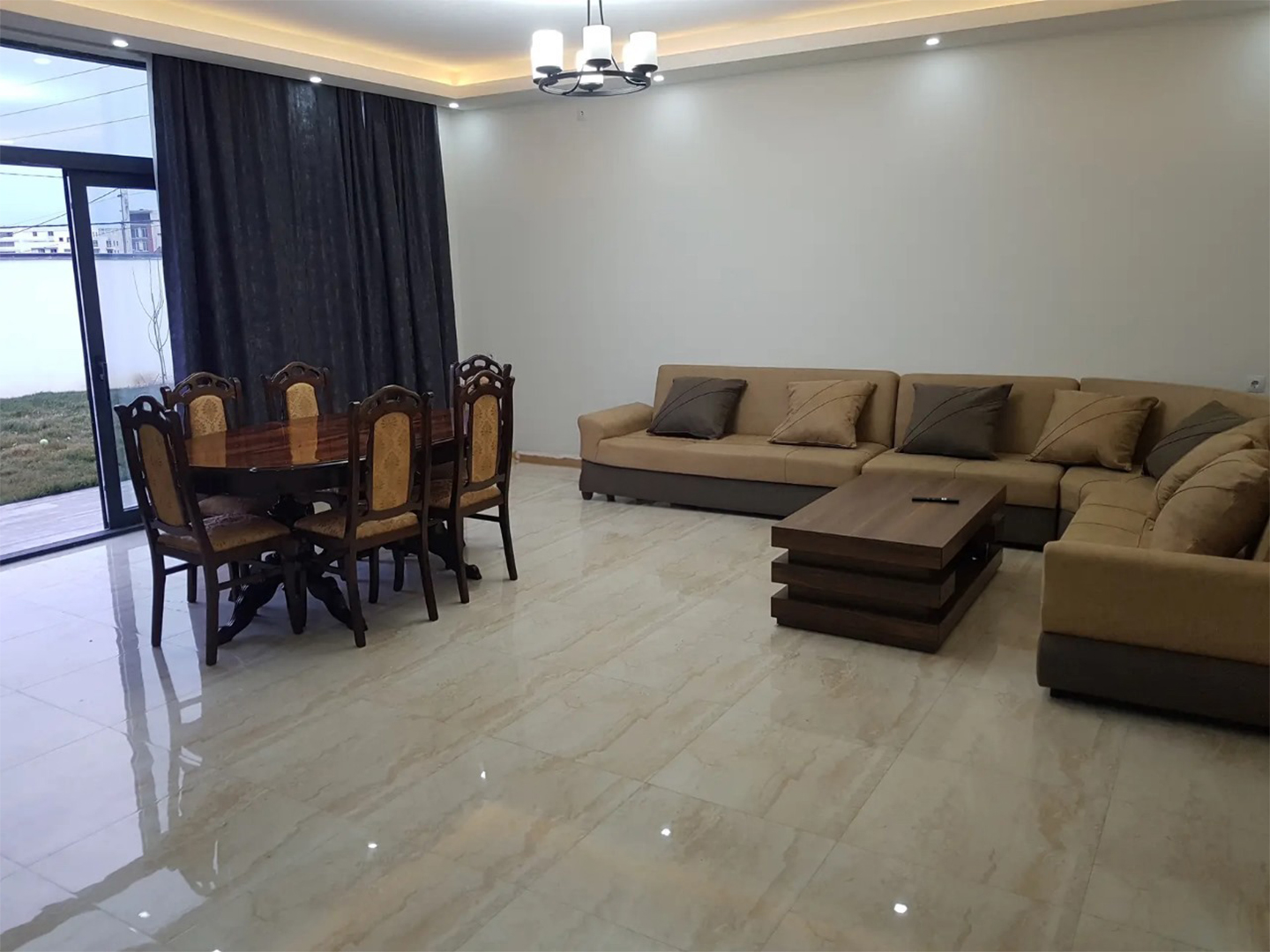 Villa for rent in Didi Digomi