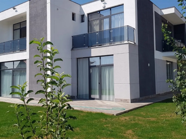 ویلا برای اجاره در دیدی دیگومی 4 Villa for rent in Didi Digomi