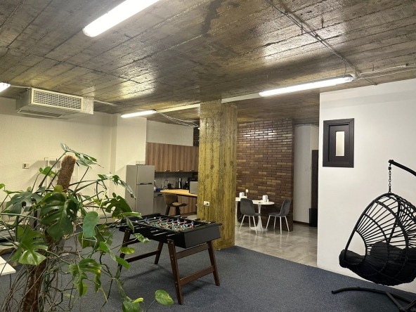 Сдается коммерческое помещение в Ваке 8 Commercial space for rent in Vake 3 1
