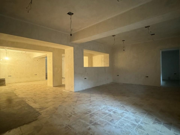 مساحة تجارية للبيع فى ديدوب 6 Commercial space for sale in Didube 1