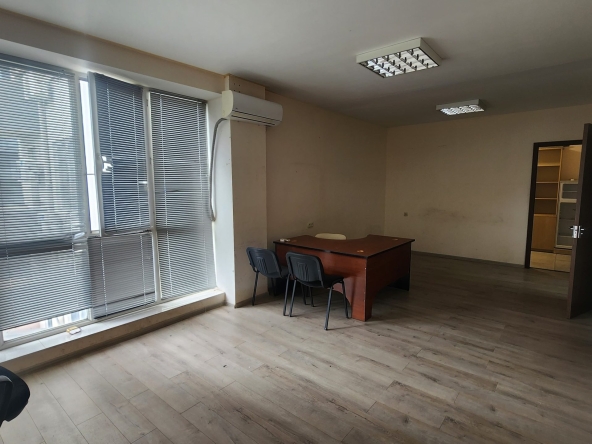 commercial space for rent on Saburtalo 4 2